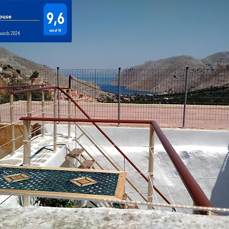 Marthas Traditional House Symi Bagian luar foto