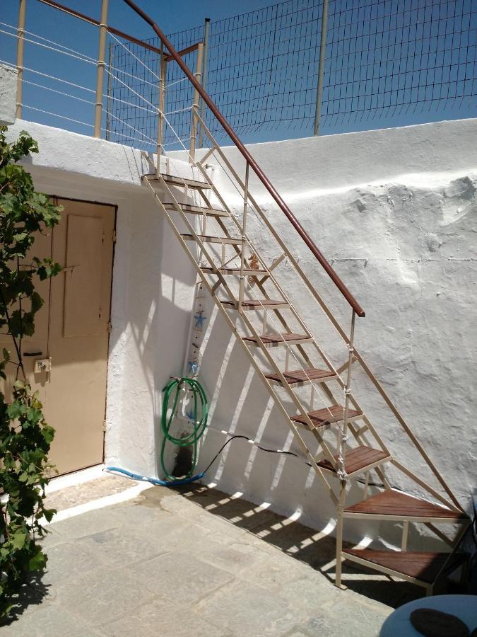 Marthas Traditional House Symi Bagian luar foto