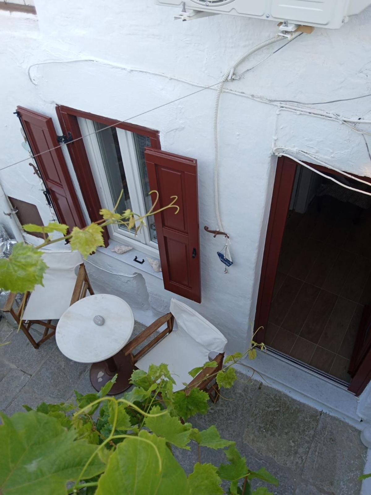 Marthas Traditional House Symi Bagian luar foto